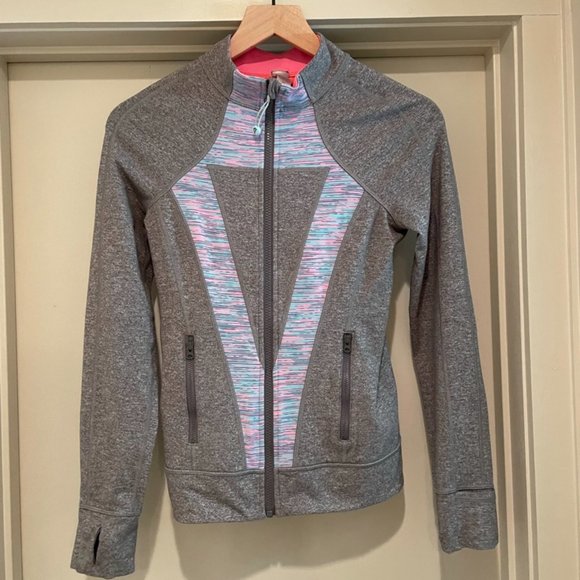IVIVVA LULULEMON Perfect Your Practice Jacket size 14 (girls)